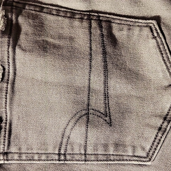 Jeans - Picture 9 of 12